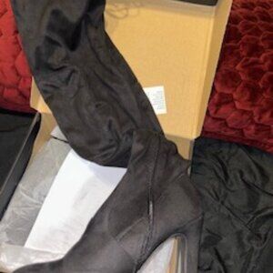SUED THIGH HIGH HEEL BLACK BOOTS. VERY SEXY BOOTS